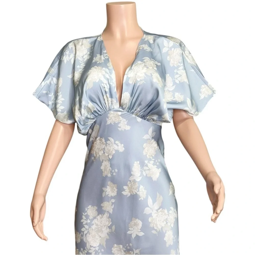 BHLDN Leila Blue Floral Maxi Dress 4 Deep V Flutter Sleeve Bridal Guest Shower - Picture 3 of 16
